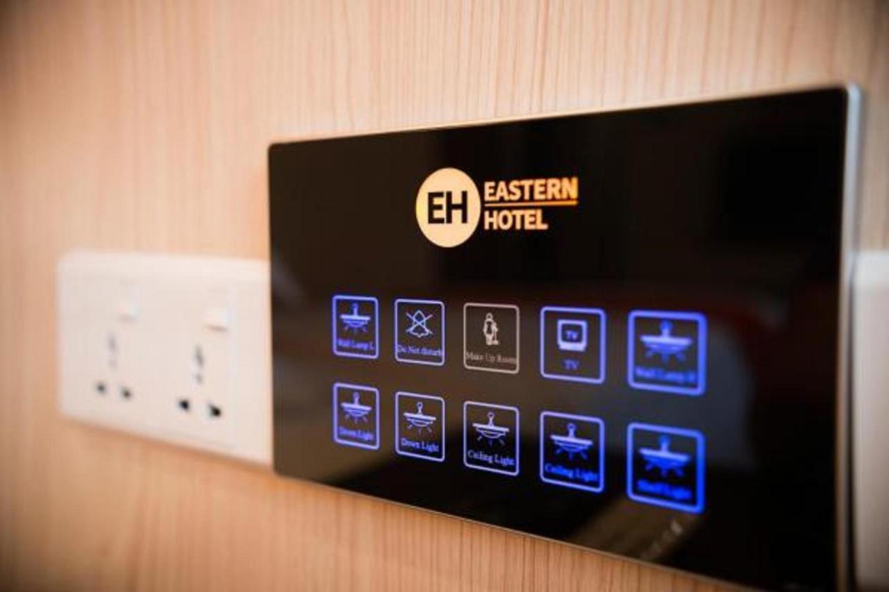 Eastern Hotel Yangon Extérieur photo
